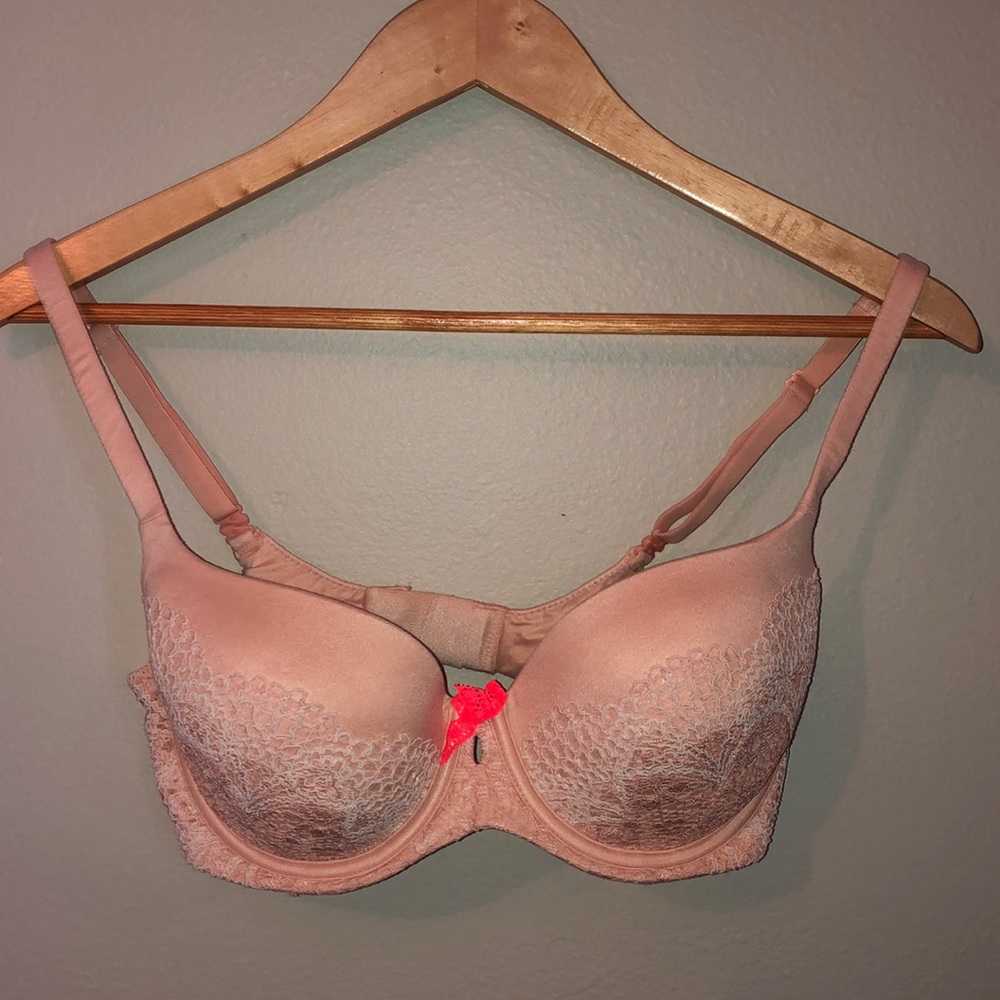 Victoria’s Secret Demi Bra